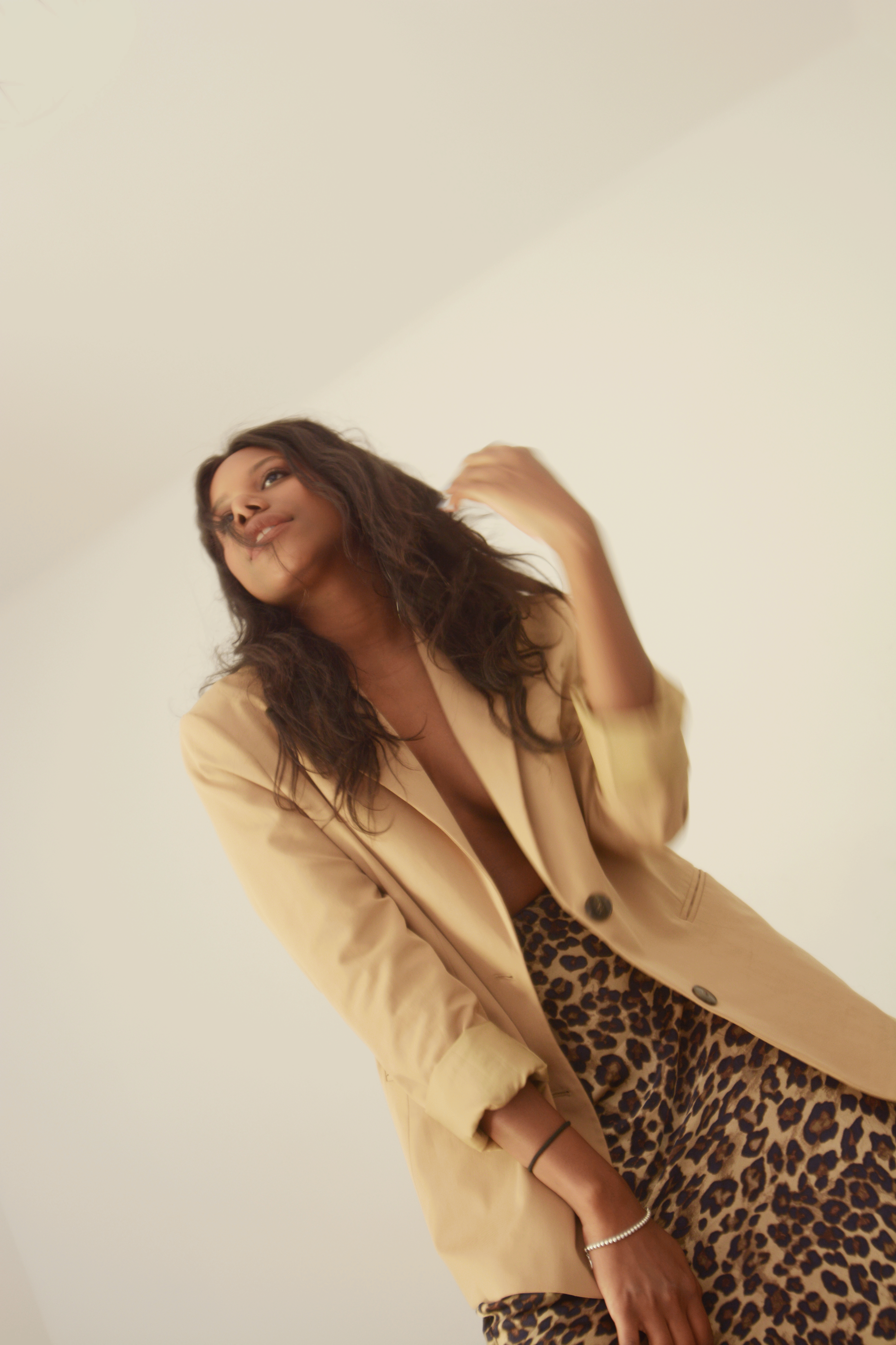 Danielle Perryman (v) (gif)